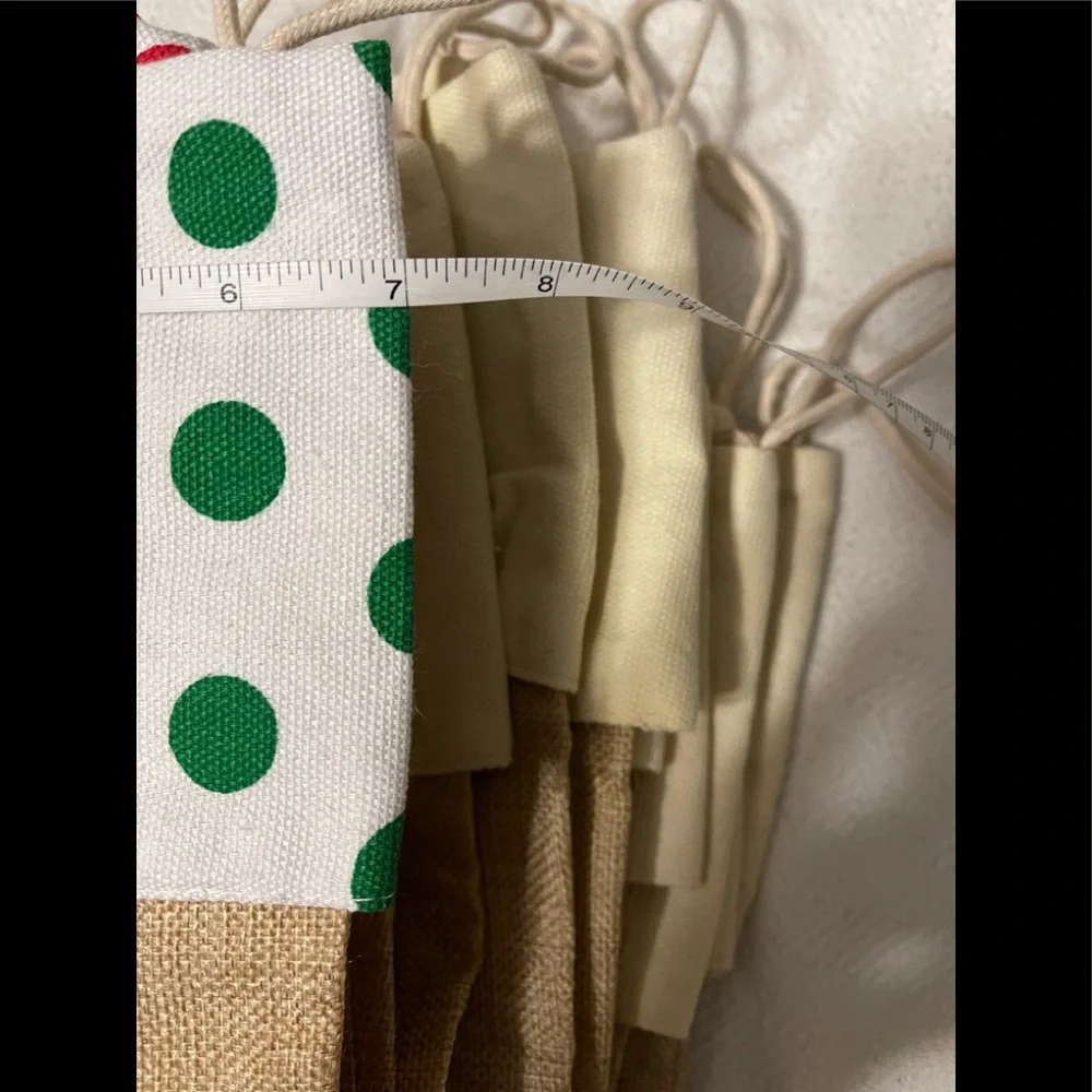 NWOT 18 Burlap Christmas Stockings, 14 Beige, 1 red, 1 GR, 1 dot red, 1 dot GR - Picture 3 of 4